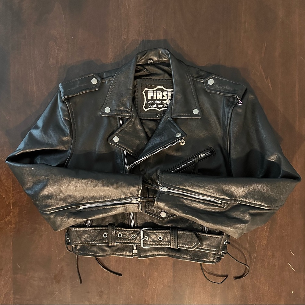 Rare Vintage “First Genuine Leather” Black Motorcycle Jacket Mint Condition Sz M
